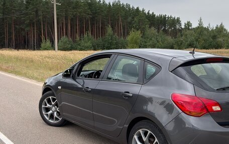 Opel Astra J, 2011 год, 790 000 рублей, 6 фотография