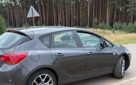 Opel Astra J, 2011 год, 790 000 рублей, 7 фотография