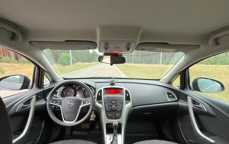 Opel Astra J, 2011 год, 790 000 рублей, 10 фотография
