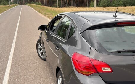 Opel Astra J, 2011 год, 790 000 рублей, 9 фотография