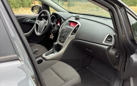 Opel Astra J, 2011 год, 790 000 рублей, 13 фотография