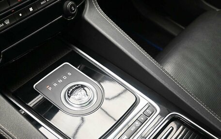 Jaguar F-Pace, 2017 год, 2 849 000 рублей, 21 фотография