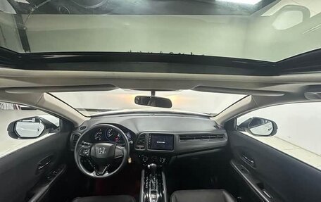 Honda Vezel, 2022 год, 1 100 060 рублей, 10 фотография