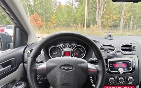 Ford Focus II рестайлинг, 2010 год, 515 000 рублей, 3 фотография