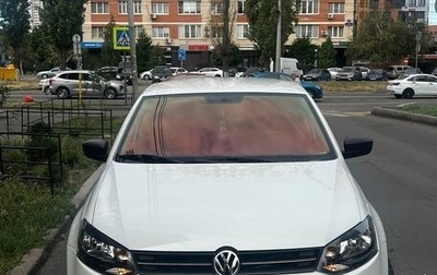 Volkswagen Polo VI (EU Market), 2014 год, 800 000 рублей, 1 фотография
