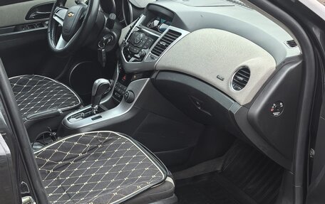 Chevrolet Cruze II, 2012 год, 700 000 рублей, 10 фотография