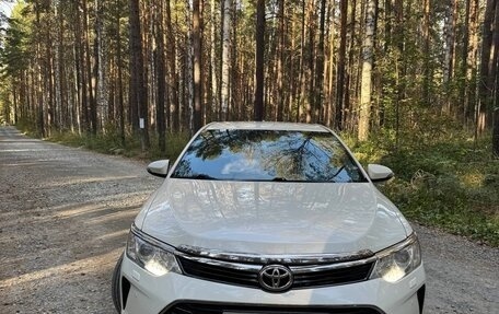 Toyota Camry, 2017 год, 2 570 000 рублей, 7 фотография