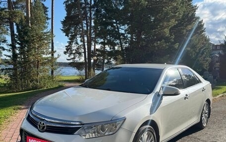 Toyota Camry, 2017 год, 2 570 000 рублей, 12 фотография