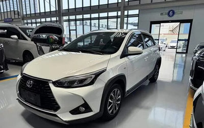 Toyota Yaris XP150 рестайлинг, 2022 год, 990 000 рублей, 1 фотография