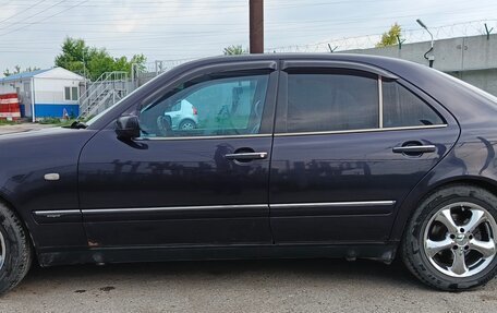 Mercedes-Benz E-Класс, 1996 год, 1 000 000 рублей, 2 фотография