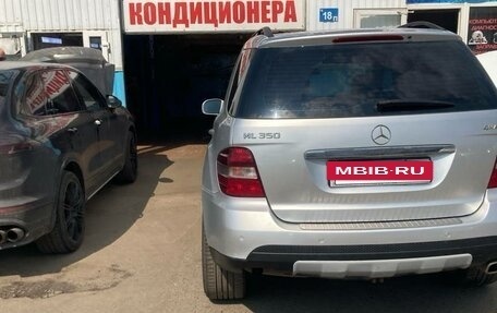 Mercedes-Benz M-Класс, 2008 год, 1 350 000 рублей, 4 фотография