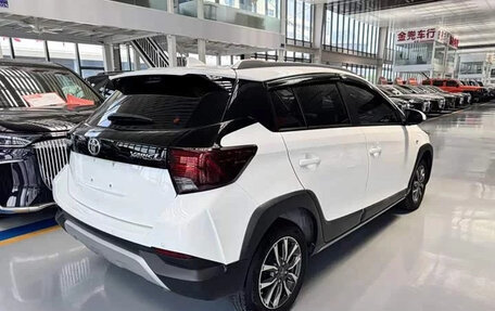 Toyota Yaris XP150 рестайлинг, 2022 год, 990 000 рублей, 4 фотография
