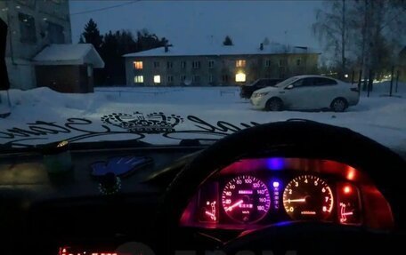 Toyota Sprinter VIII (E110), 1995 год, 200 000 рублей, 2 фотография