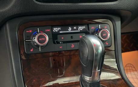 Volkswagen Touareg III, 2013 год, 2 349 000 рублей, 16 фотография