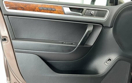Volkswagen Touareg III, 2013 год, 2 349 000 рублей, 18 фотография