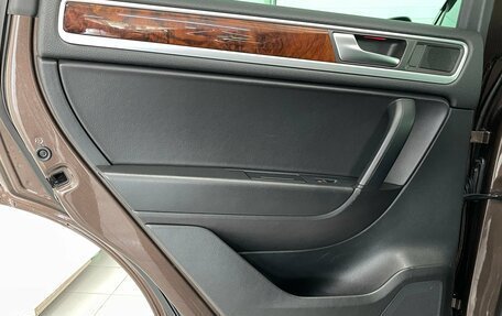 Volkswagen Touareg III, 2013 год, 2 349 000 рублей, 21 фотография