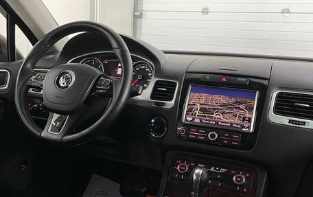 Volkswagen Touareg III, 2013 год, 2 349 000 рублей, 11 фотография