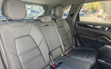 Porsche Cayenne III, 2021 год, 7 999 000 рублей, 20 фотография