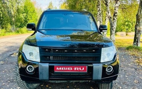Mitsubishi Pajero IV, 2011 год, 1 900 000 рублей, 1 фотография