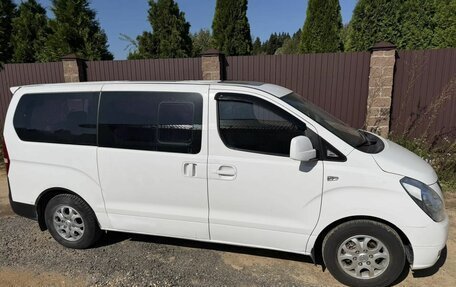 Hyundai Grand Starex Grand Starex I рестайлинг 2, 2012 год, 1 650 000 рублей, 9 фотография