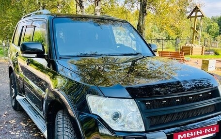 Mitsubishi Pajero IV, 2011 год, 1 900 000 рублей, 2 фотография