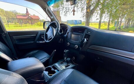 Mitsubishi Pajero IV, 2011 год, 1 900 000 рублей, 14 фотография