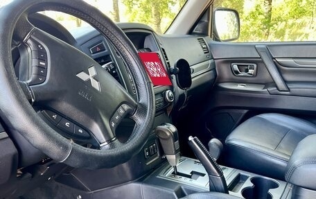 Mitsubishi Pajero IV, 2011 год, 1 900 000 рублей, 13 фотография