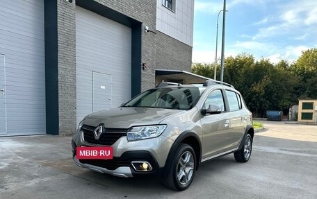 Renault Sandero II рестайлинг, 2019 год, 1 290 000 рублей, 3 фотография