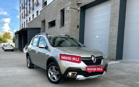 Renault Sandero II рестайлинг, 2019 год, 1 290 000 рублей, 2 фотография