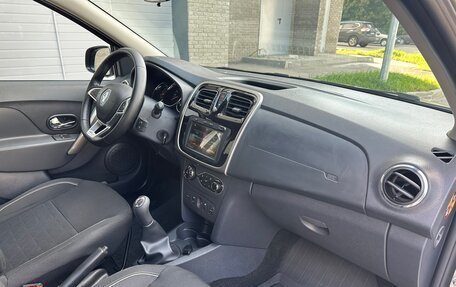 Renault Sandero II рестайлинг, 2019 год, 1 290 000 рублей, 15 фотография
