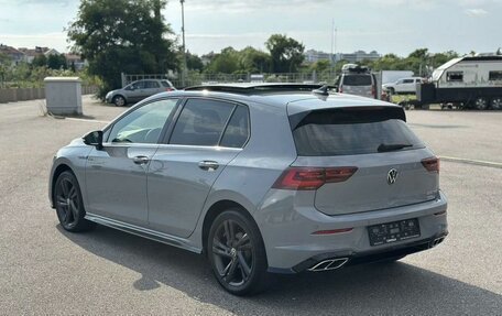 Volkswagen Golf VIII, 2022 год, 1 815 000 рублей, 2 фотография