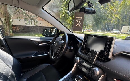 Toyota RAV4, 2020 год, 2 950 000 рублей, 7 фотография
