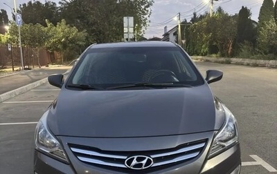 Hyundai Solaris II рестайлинг, 2015 год, 1 050 000 рублей, 1 фотография