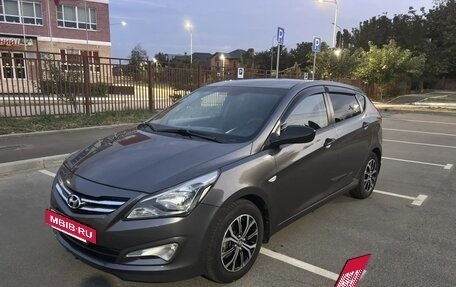 Hyundai Solaris II рестайлинг, 2015 год, 1 050 000 рублей, 7 фотография