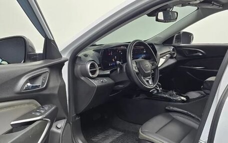Chevrolet Trax, 2023 год, 1 260 666 рублей, 10 фотография