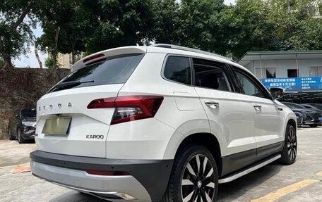 Skoda Karoq I, 2022 год, 1 544 000 рублей, 2 фотография