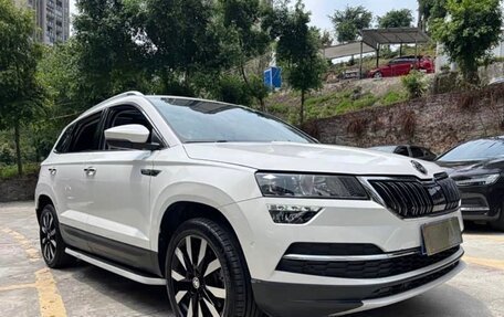 Skoda Karoq I, 2022 год, 1 544 000 рублей, 3 фотография