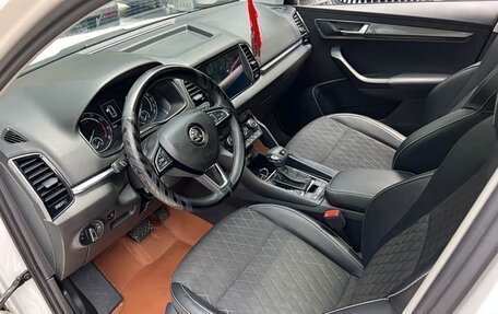 Skoda Karoq I, 2022 год, 1 544 000 рублей, 10 фотография