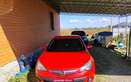 Opel Astra J, 2012 год, 800 000 рублей, 1 фотография
