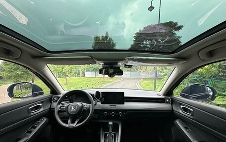 Honda Vezel, 2023 год, 2 150 500 рублей, 5 фотография