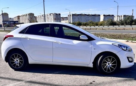 Hyundai i30 II рестайлинг, 2016 год, 1 200 000 рублей, 2 фотография