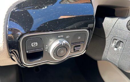 Mercedes-Benz A-Класс, 2019 год, 2 780 000 рублей, 24 фотография