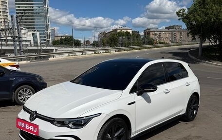 Volkswagen Golf VIII, 2021 год, 2 550 000 рублей, 3 фотография
