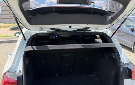 Volkswagen Golf VIII, 2021 год, 2 550 000 рублей, 17 фотография