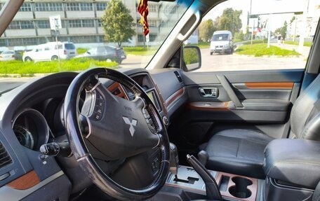 Mitsubishi Pajero IV, 2008 год, 1 350 000 рублей, 14 фотография