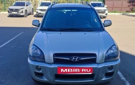 Hyundai Tucson III, 2008 год, 1 050 000 рублей, 2 фотография