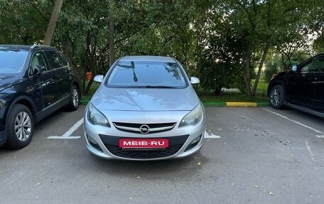 Opel Astra J, 2012 год, 700 000 рублей, 3 фотография