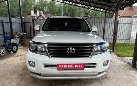 Toyota Land Cruiser 200, 2014 год, 4 100 000 рублей, 2 фотография