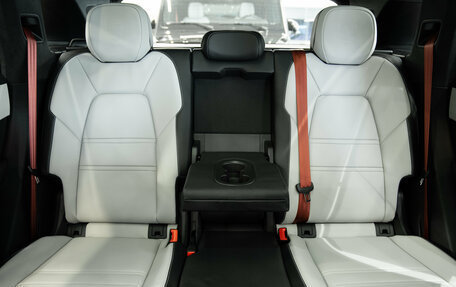 Porsche Cayenne III, 2025 год, 23 700 000 рублей, 25 фотография