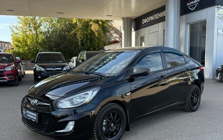Hyundai Solaris II рестайлинг, 2013 год, 740 000 рублей, 3 фотография